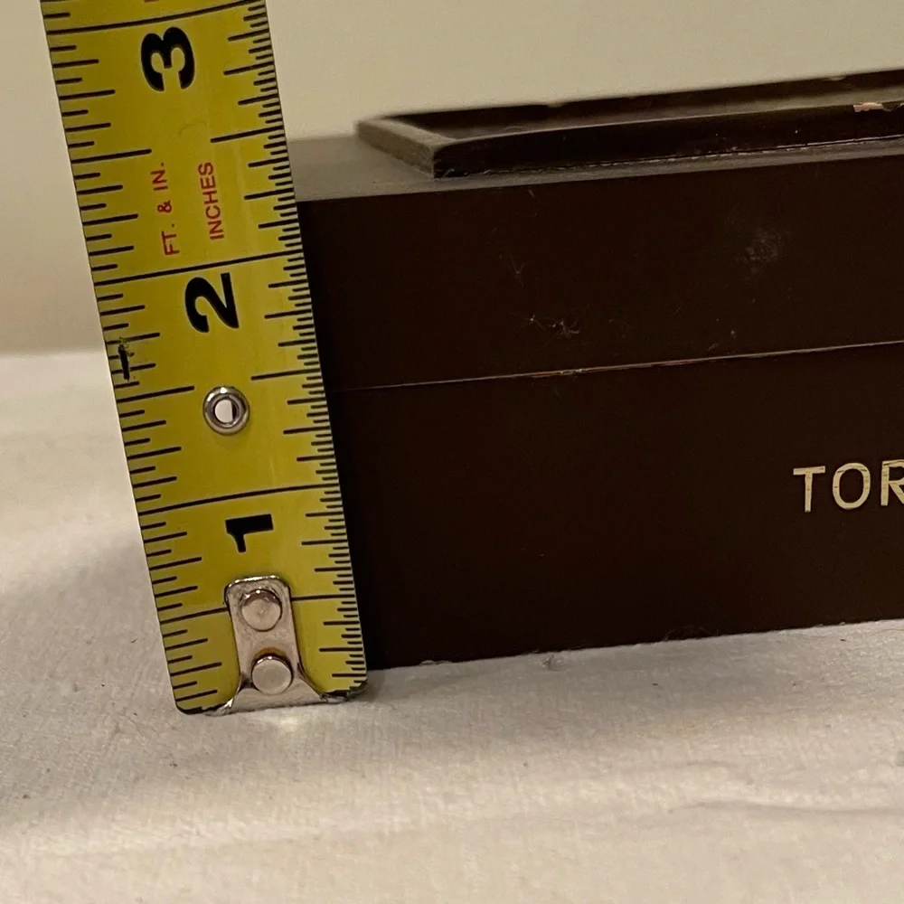Tight Fitting Snap Closure Latch Wooden Cigar Box